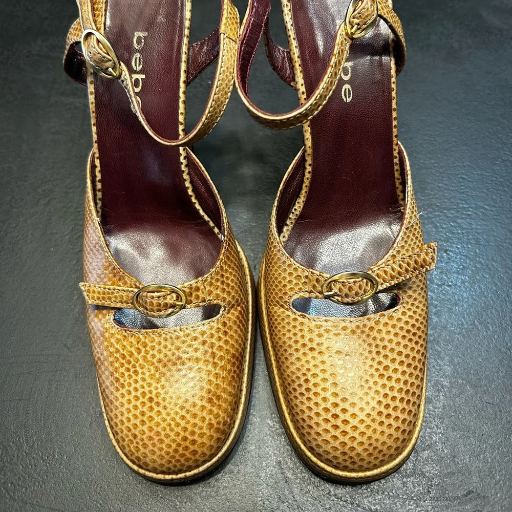Bebe Brown Textured Women's Heels - Picture 1 of 5